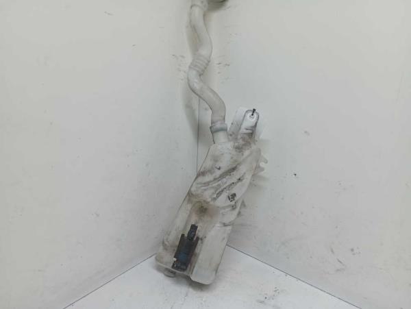 RESERVOIR LAVE GLACE RENAULT  - Vue 2